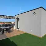 K1-penthouse With Sea View And Heated Pool