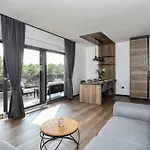K1-penthouse With Sea View And Heated Pool Διαμέρισμα Vir