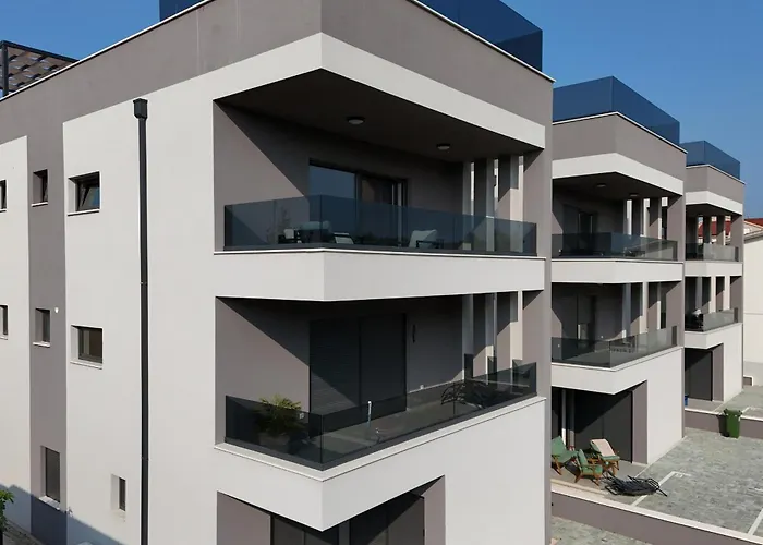 K1-penthouse With Sea View And Heated Pool Appartement *