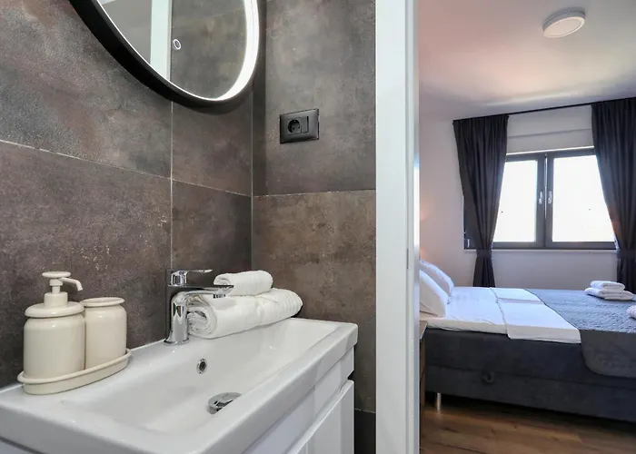 K1-penthouse With Sea View And Heated Pool Appartement Vir