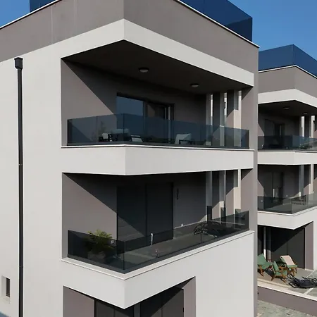 K1-penthouse With Sea View And Heated Pool Apartment *