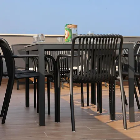 K1-penthouse With Sea View And Heated Pool