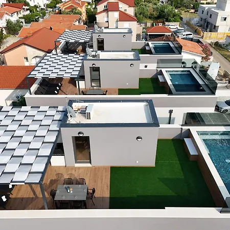 Apartment K1-penthouse With Sea View And Heated Pool Vir