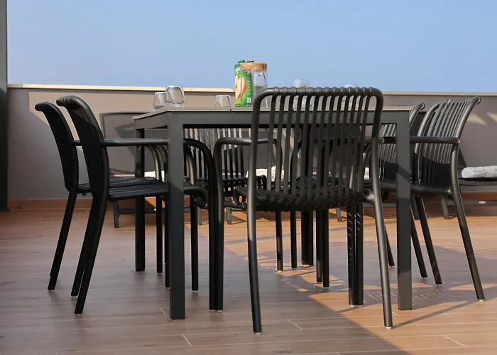 K1-penthouse With Sea View And Heated Pool