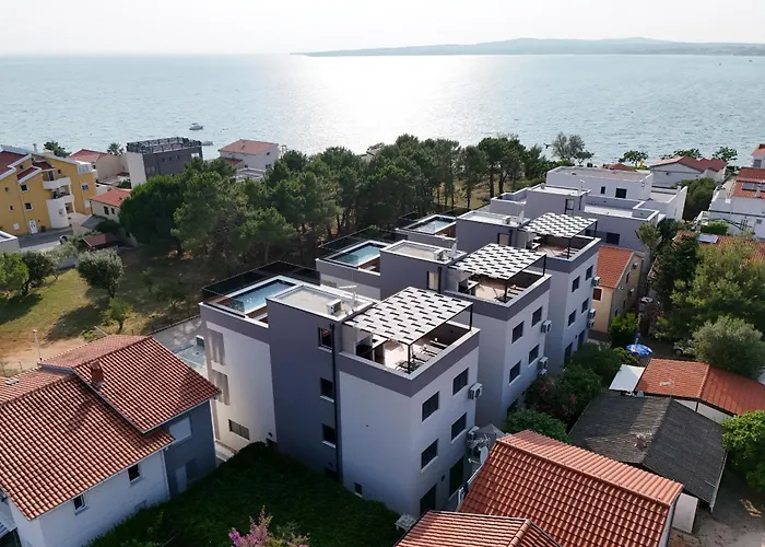K1-penthouse With Sea View And Heated Pool Appartement *