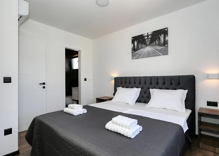 K1-penthouse With Sea View And Heated Pool Appartement Vir