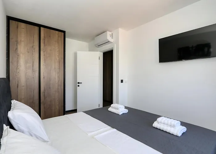 Appartement K1-penthouse With Sea View And Heated Pool